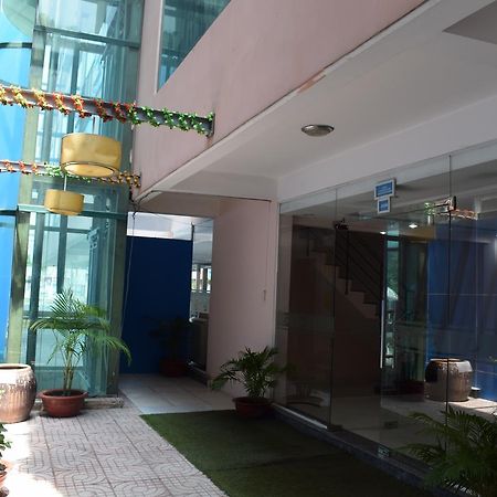 Mekong Hotel & Restaurant Ho Chi Minh City Exterior photo