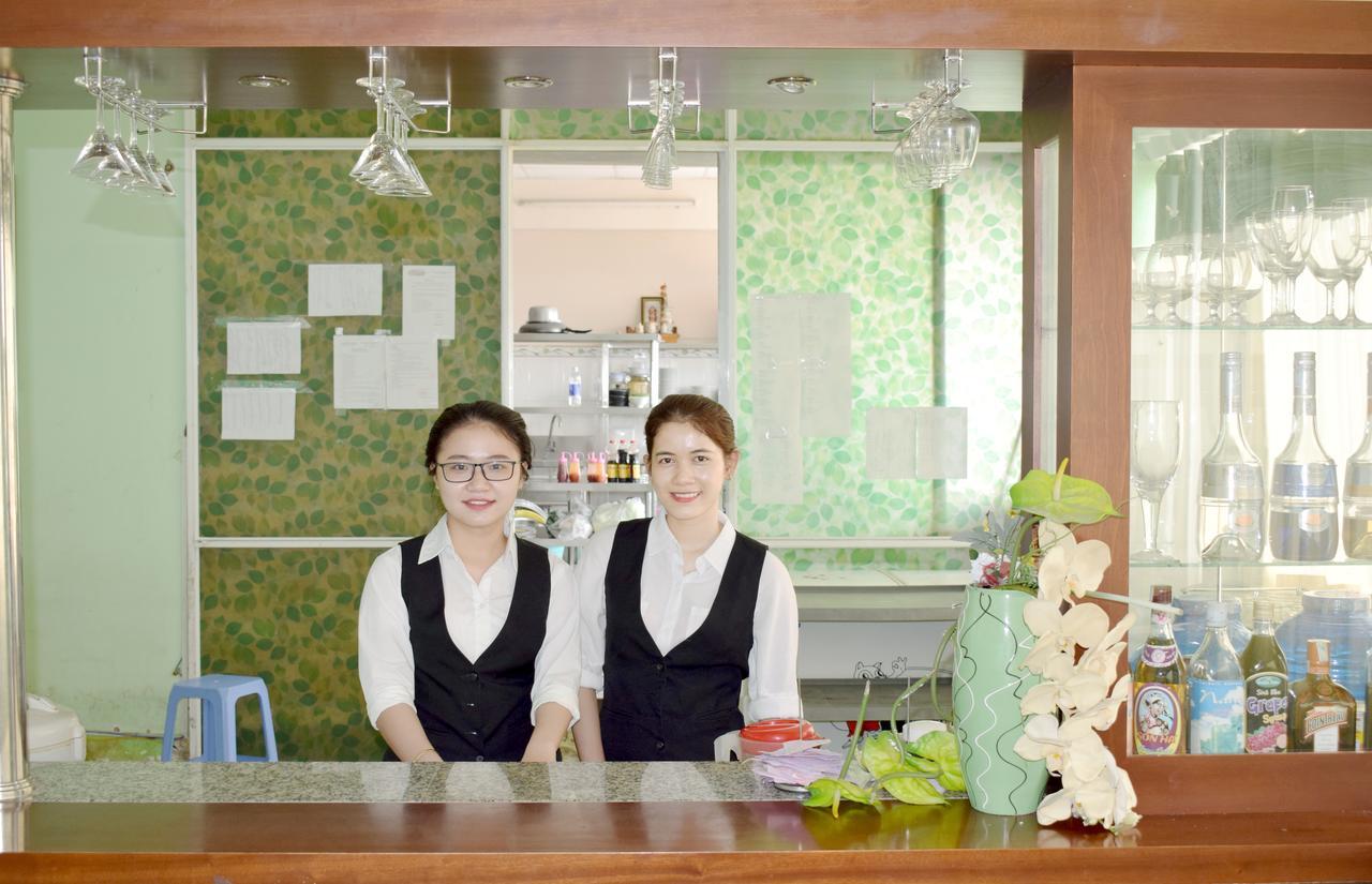 Mekong Hotel & Restaurant Ho Chi Minh City Exterior photo