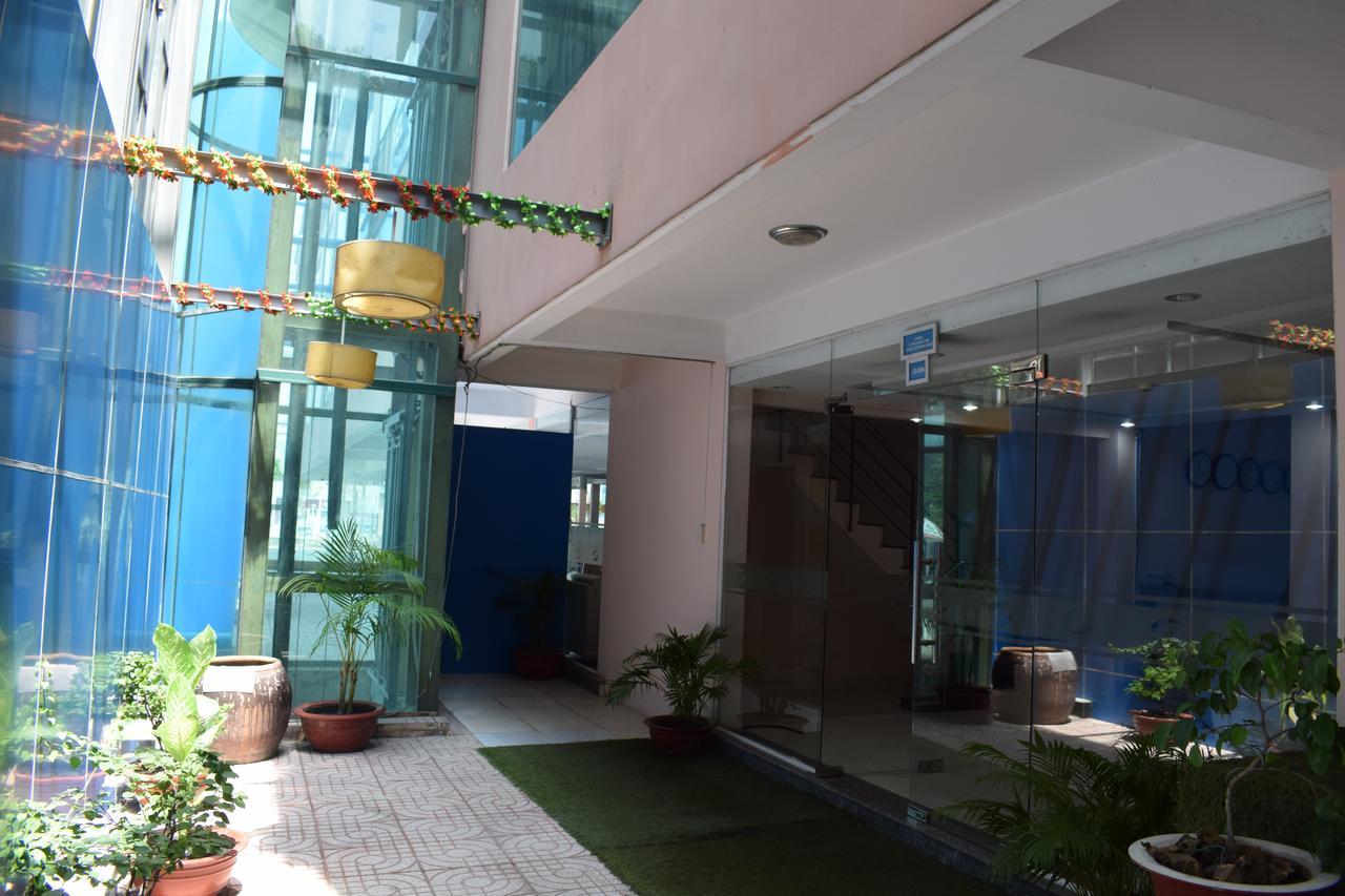 Mekong Hotel & Restaurant Ho Chi Minh City Exterior photo